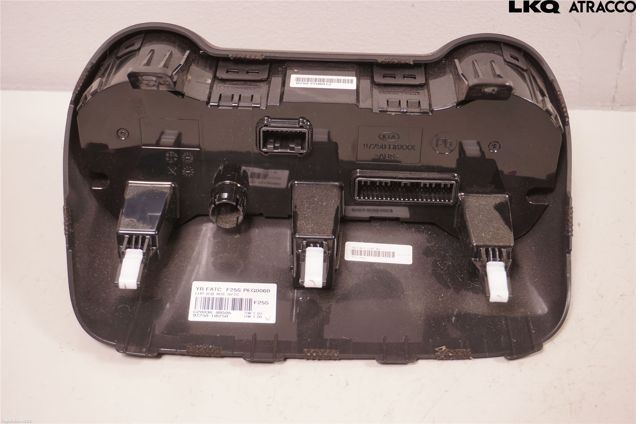 Kia STONIC 18->> Ac Styrenhet Ac Manöveren