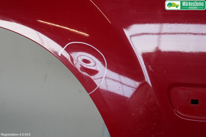 Nissan X-TRAIL     01-07 Dörr Bak Höger