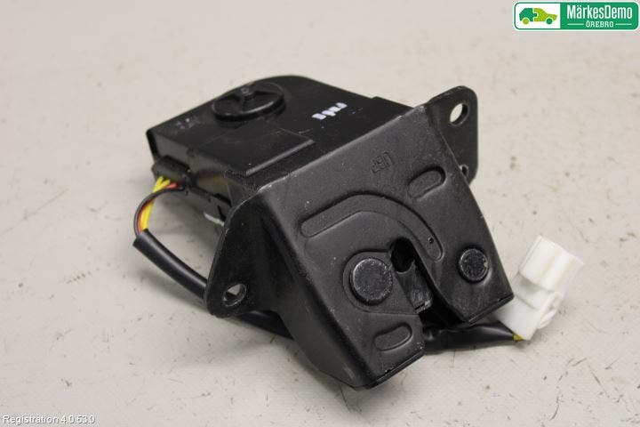 Kia RIO 12-16 Låskista Baklucka