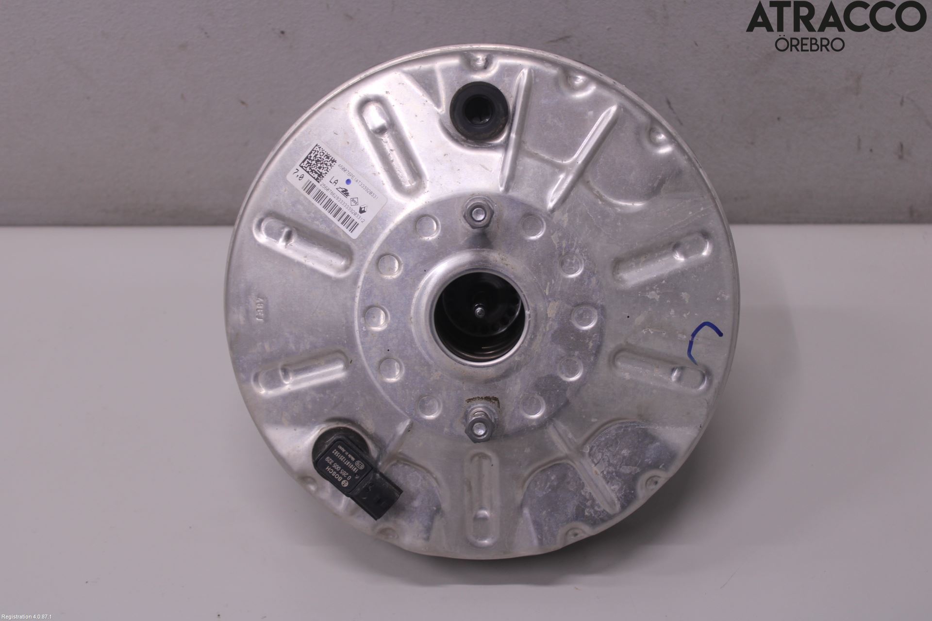 Nissan JUKE 20- Bromsservo