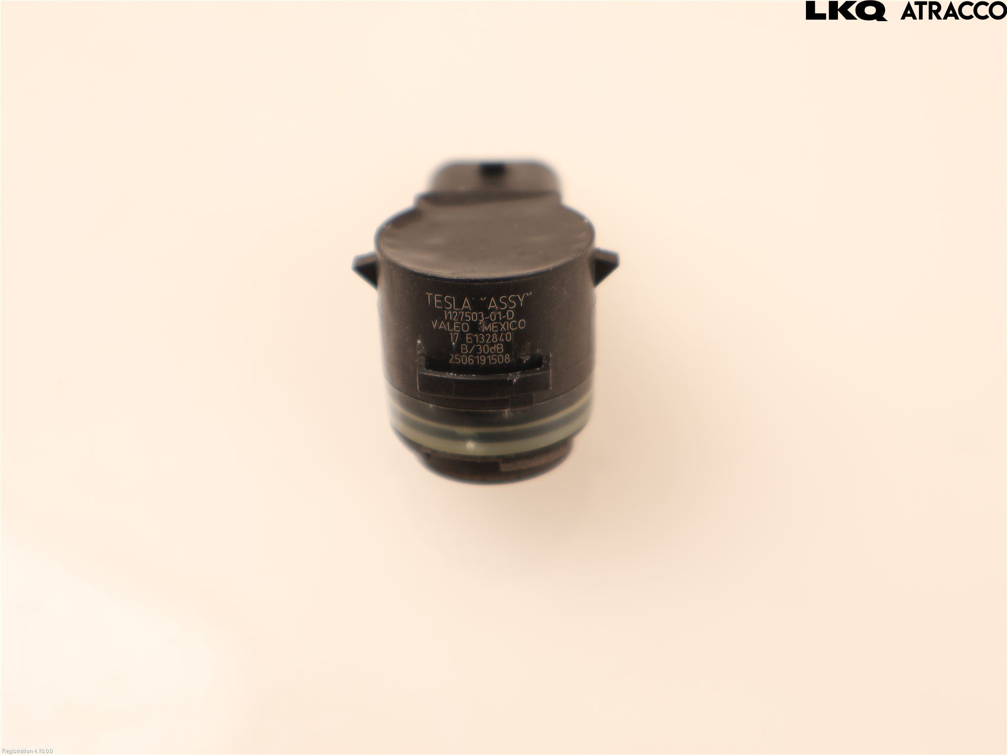 Tesla MODEL 3 17- Parkeringshjälp Backsensor