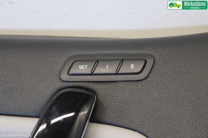 Kia CEED 12-18 Dörrklädsel Vä