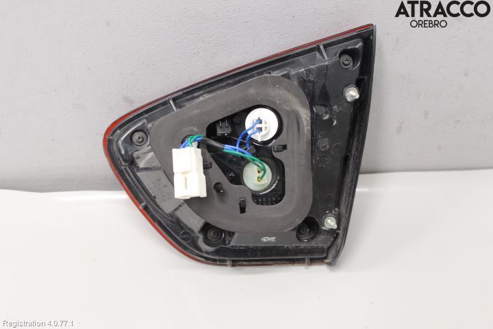 Kia RIO 12-16 Bakljus Lucka Vä