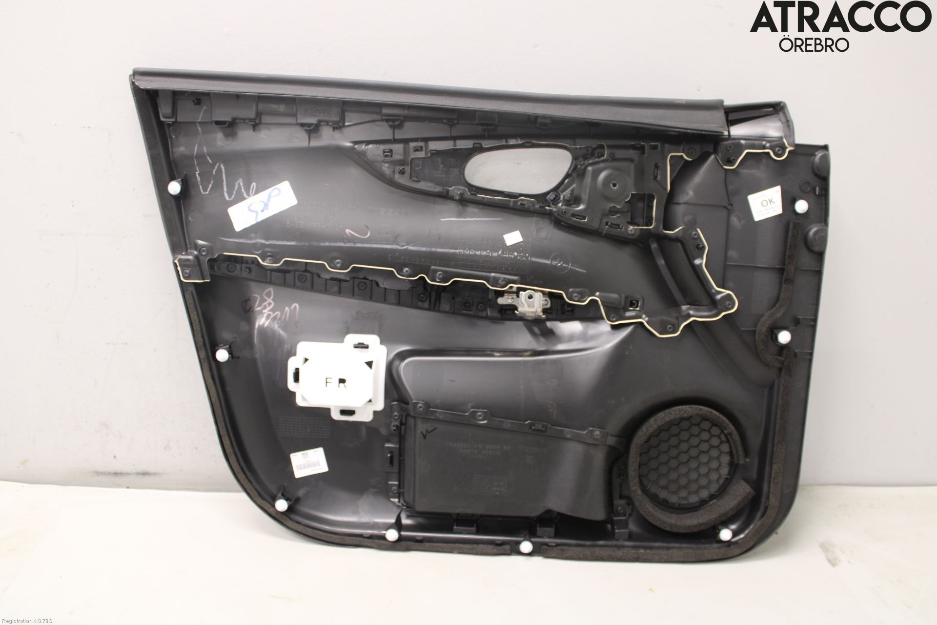 Nissan QASHQAI 17-21 Dörrklädsel Hö