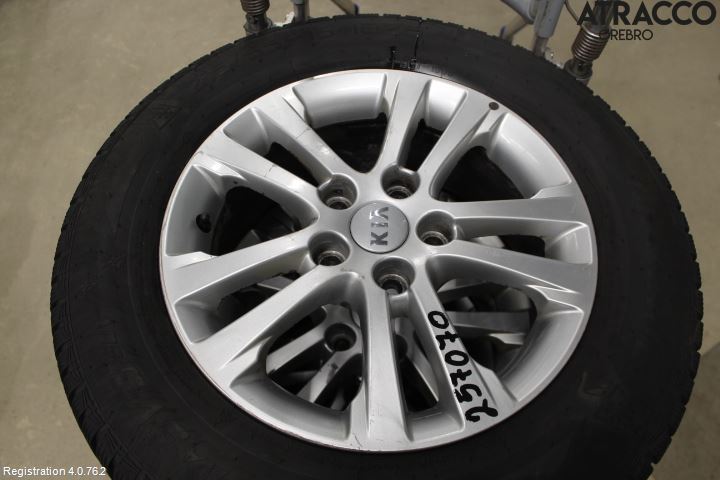 Kia CARNIVAL Vinterdäck Alumfälg 4St