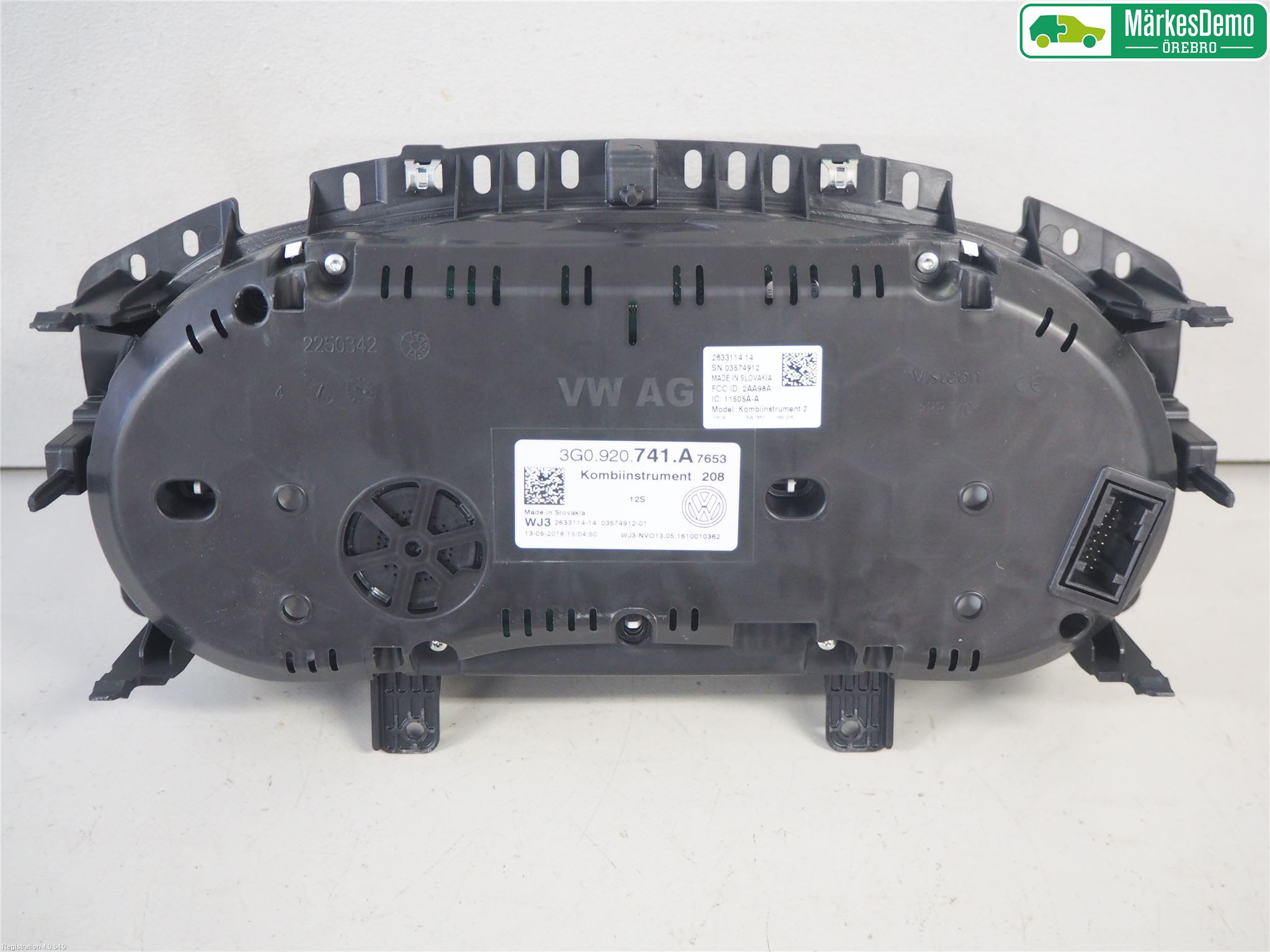 Volkswagen VW PASSAT 15-19 Instrument Komb