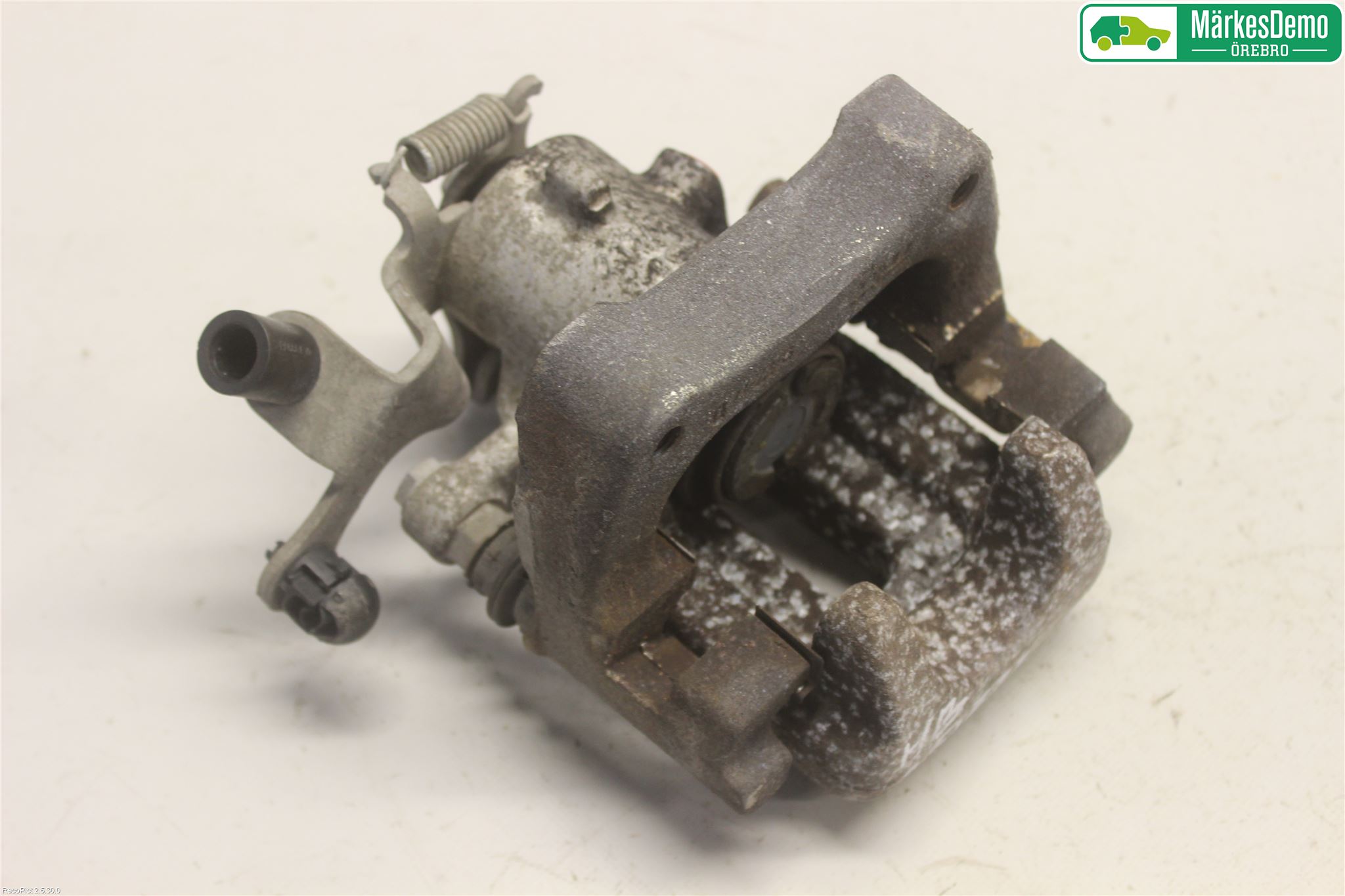Peugeot PARTNER 08-15 Bromsok Bak Höger
