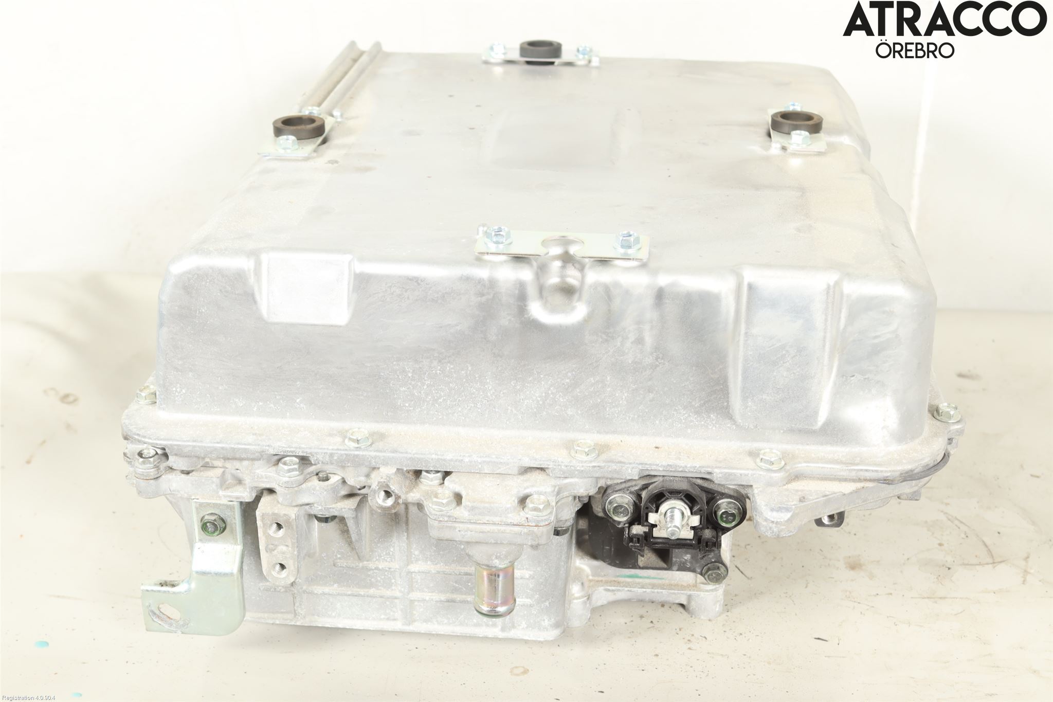 Nissan LEAF 18- Converter