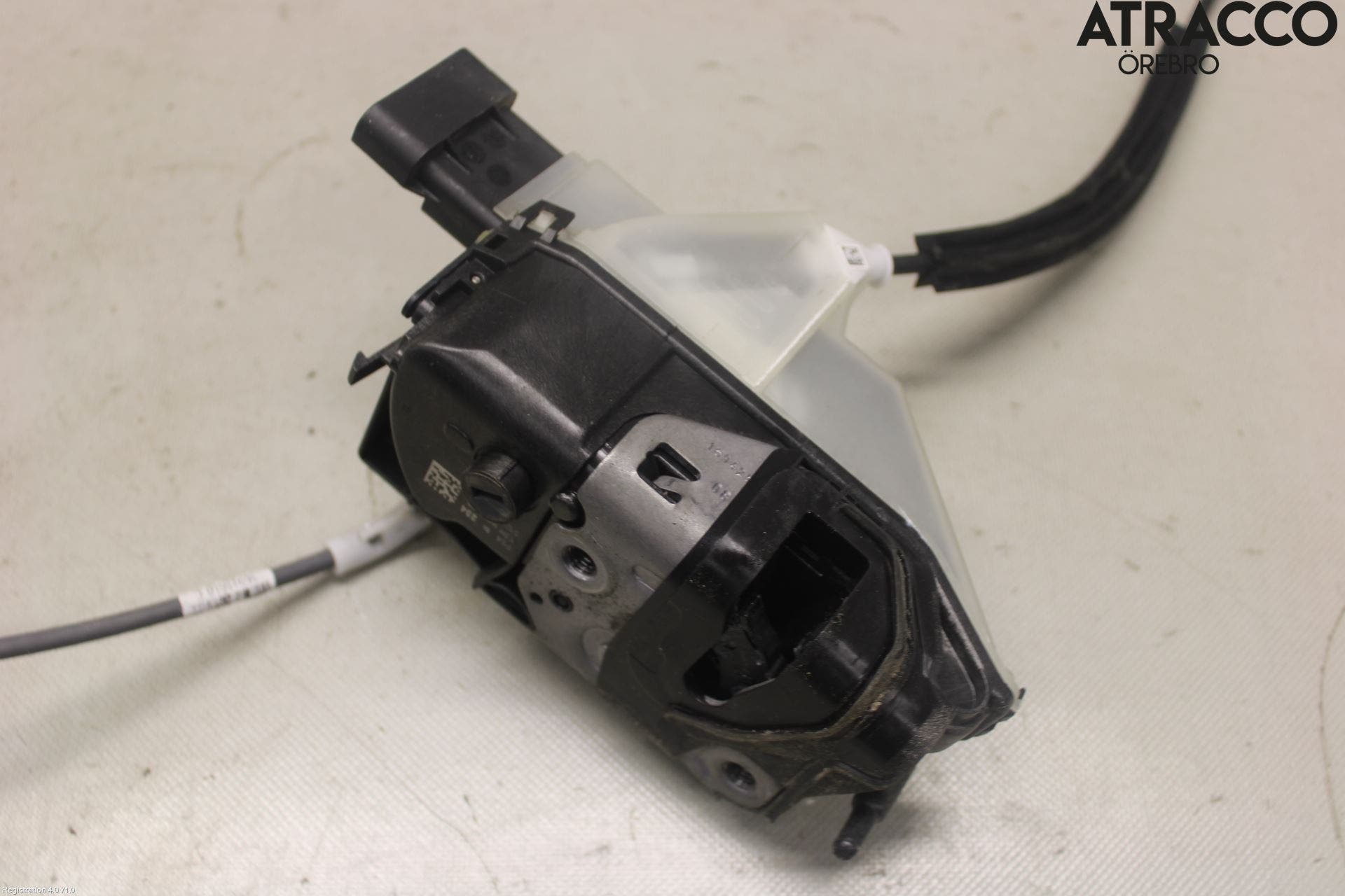 Peugeot 3008 17-24 Låskista-Dörrlås