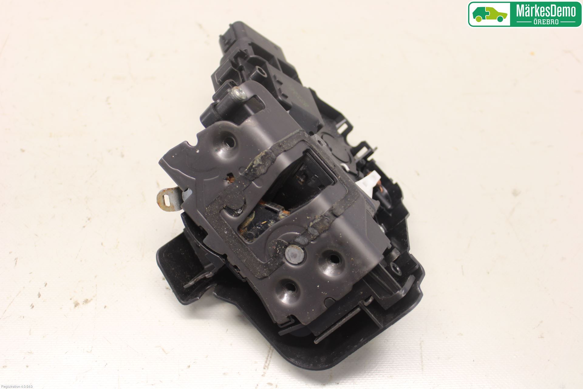 Ford FOCUS 08-11 Låskista-Dörrlås