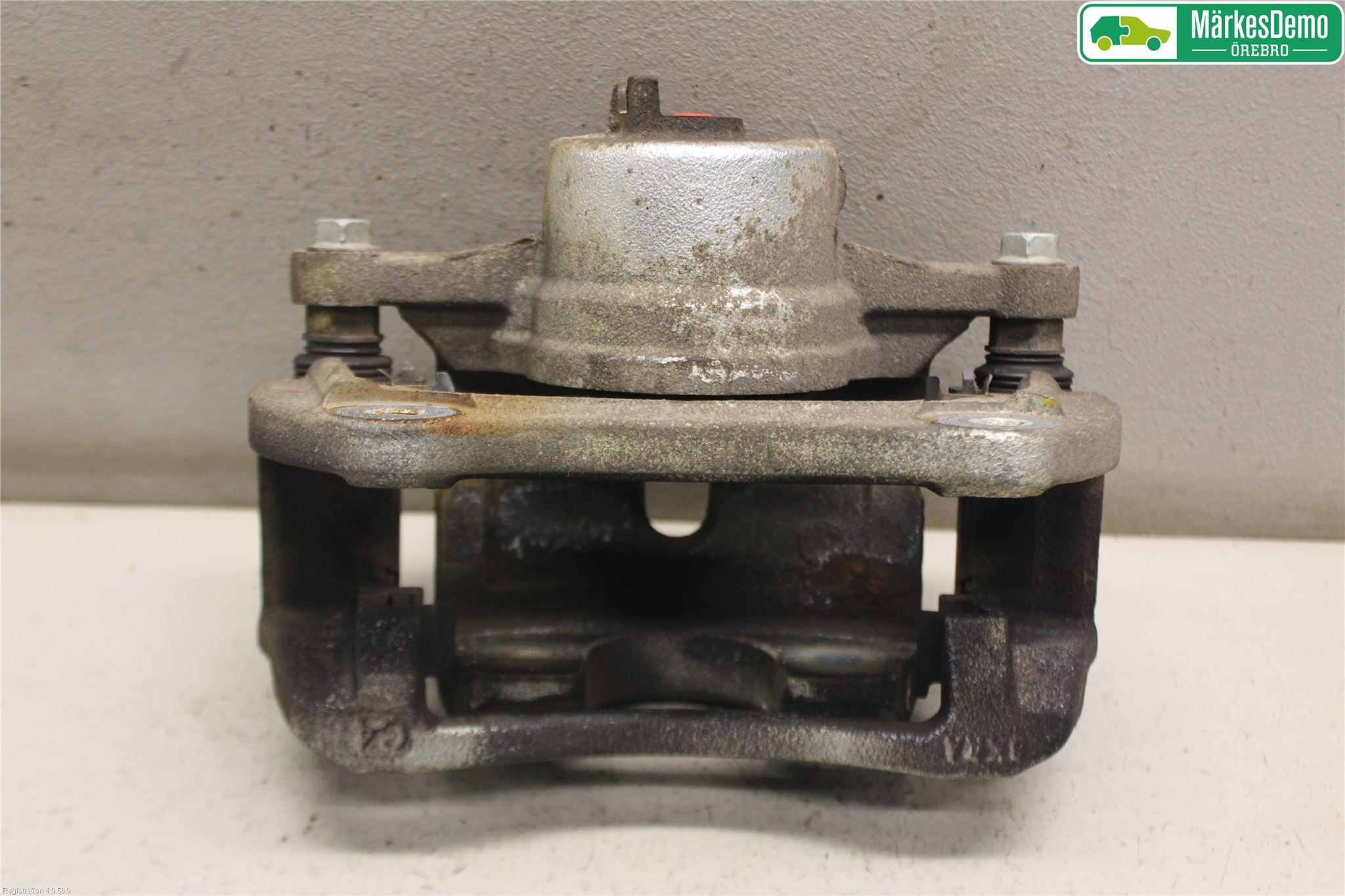 Kia CEED 12-18 Bromsok Fram Höger