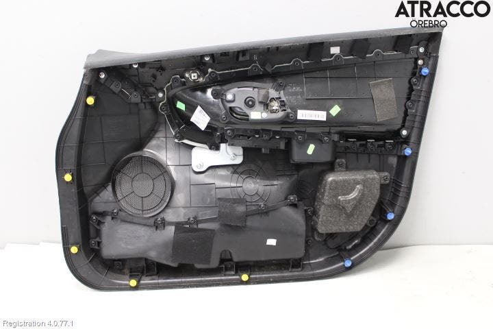 Kia CEED 12-18 Dörrklädsel Vä