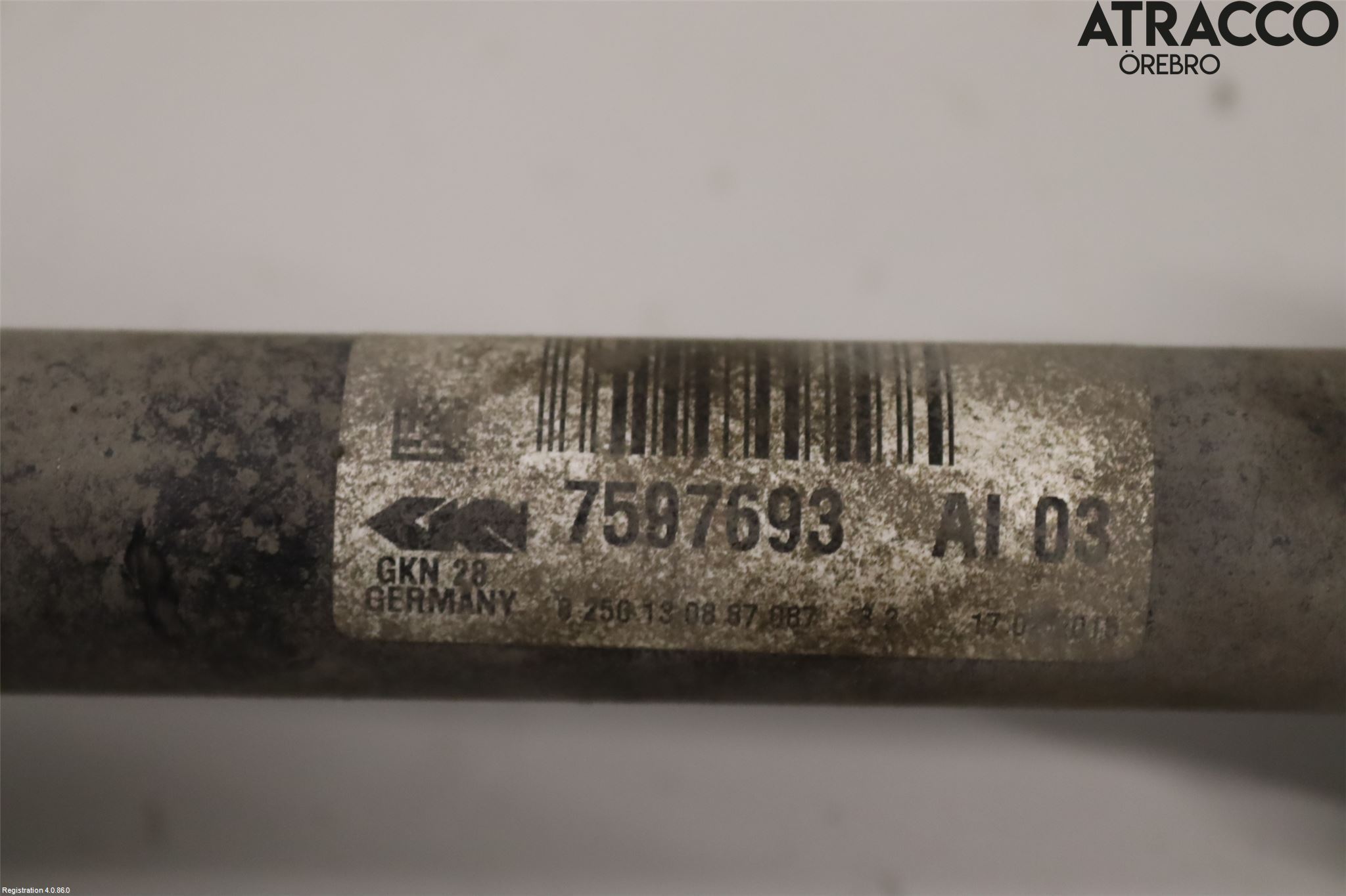 BMW 4 F32/F33/F82/F83 13-20 Drivaxel Fram Vänster