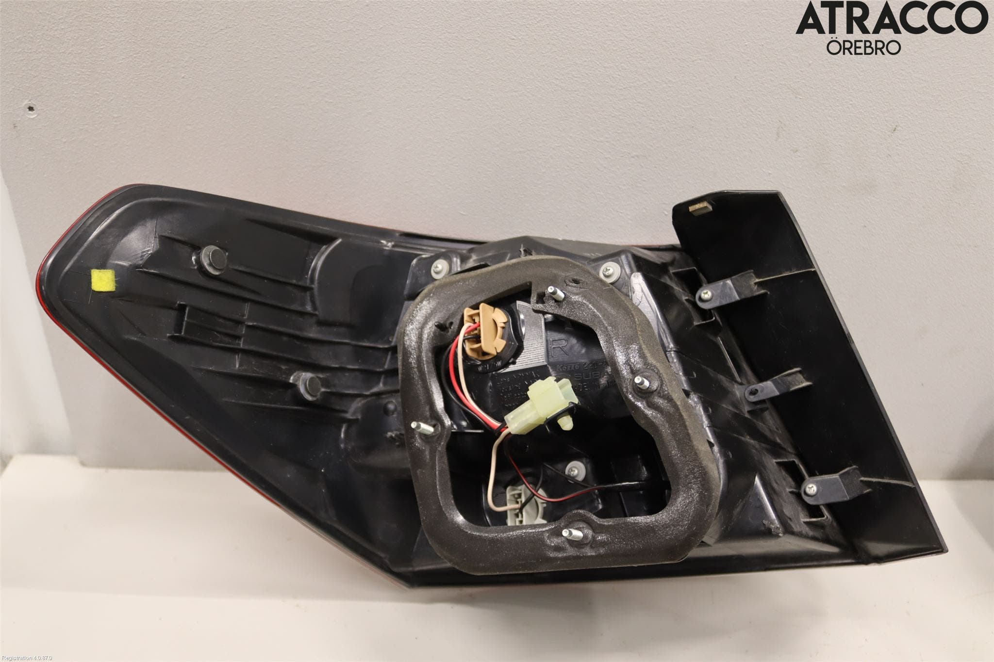 Subaru LEGACY 10-14 Bakljus Höger