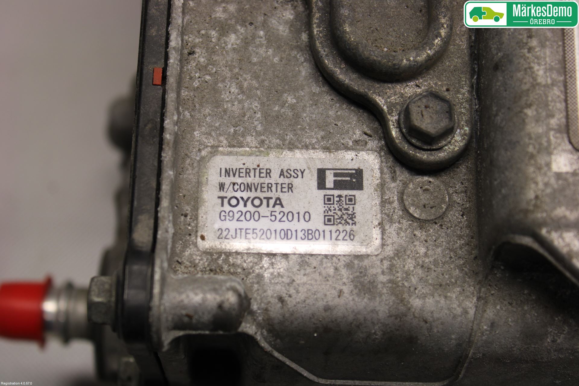 Toyota YARIS XP130 12-14 Hybridconverter