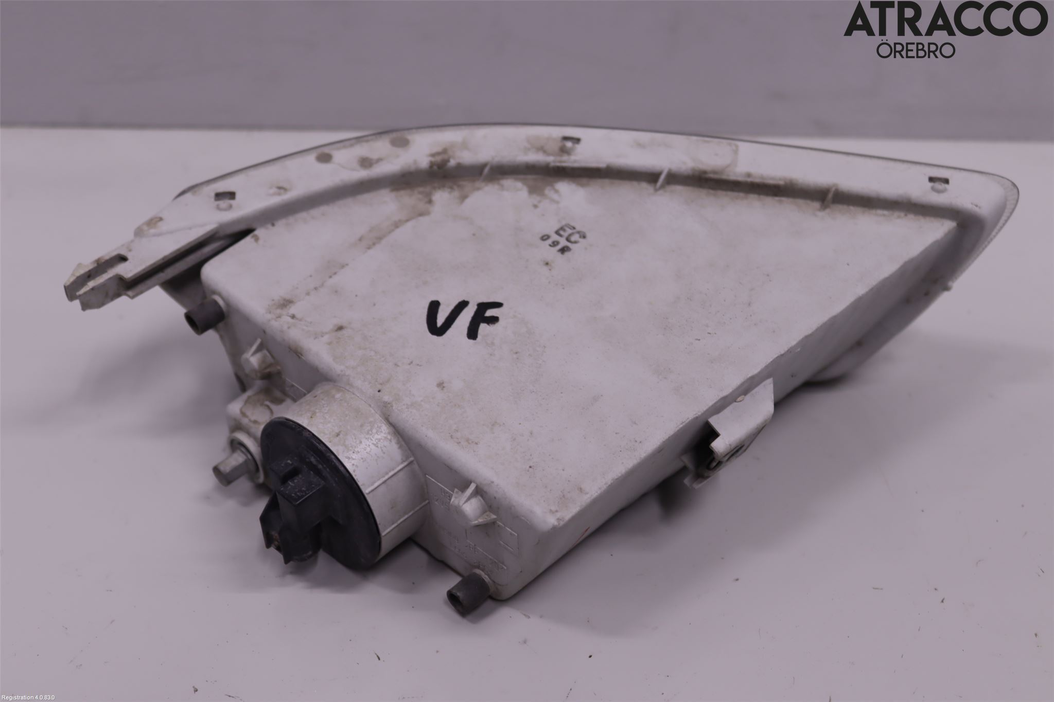 Toyota CAMRY    01-06 Dimljus-Varselljus Fram