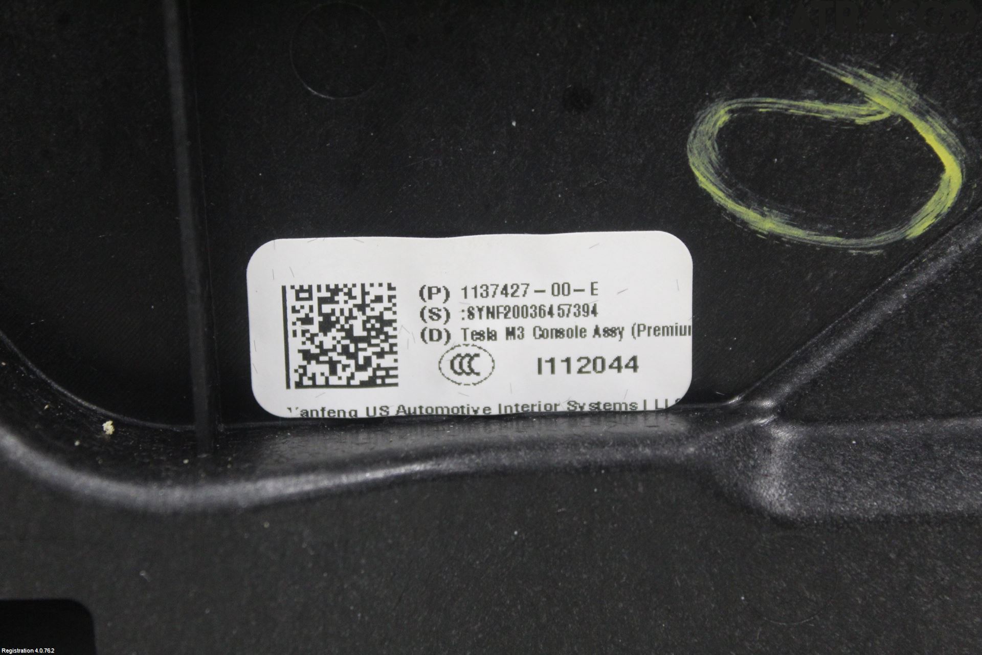 Tesla MODEL 3 17- Instrumentkonsoll Golv