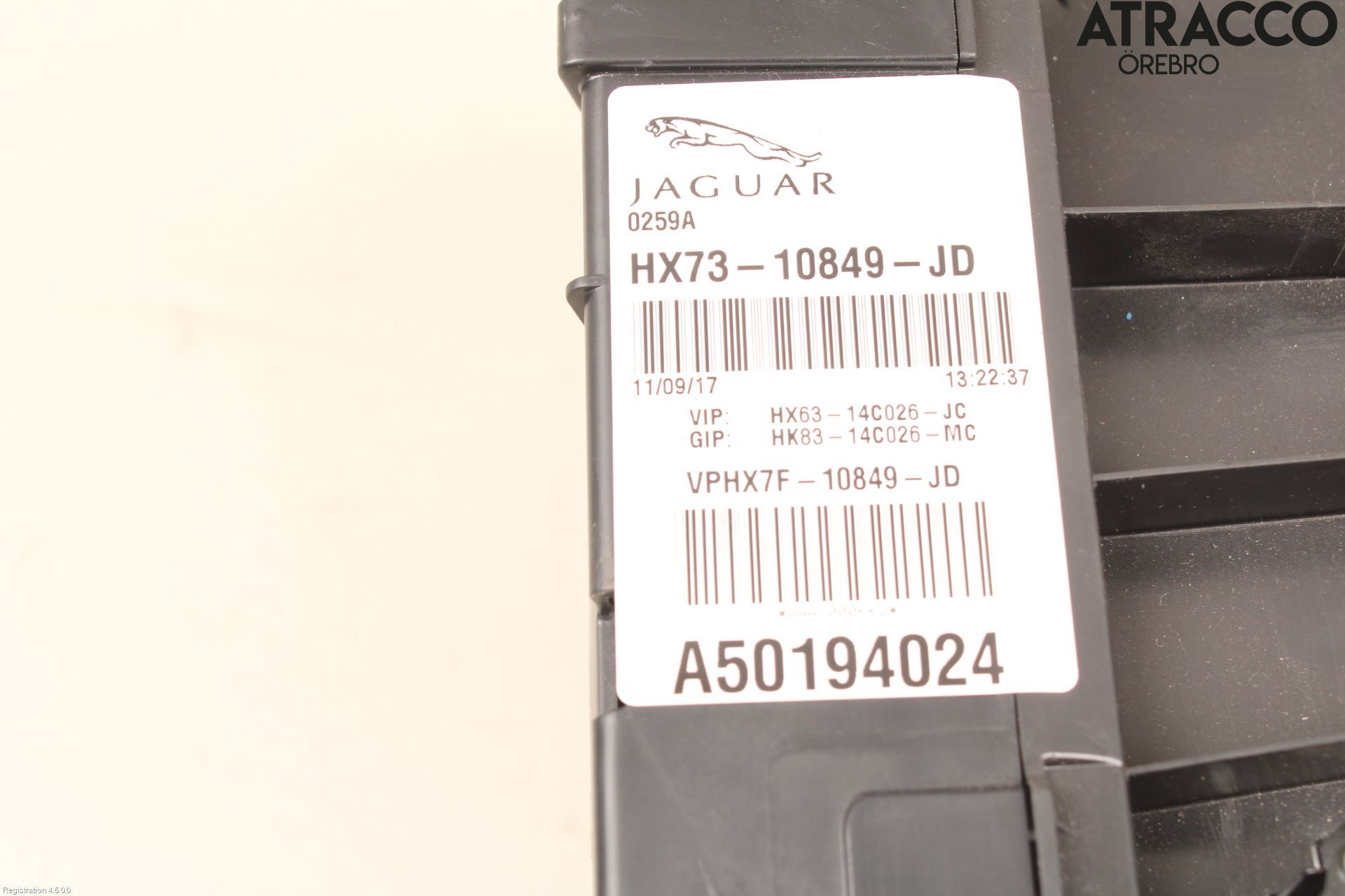 Jaguar XE (X760) 15-24 Instrument Komb
