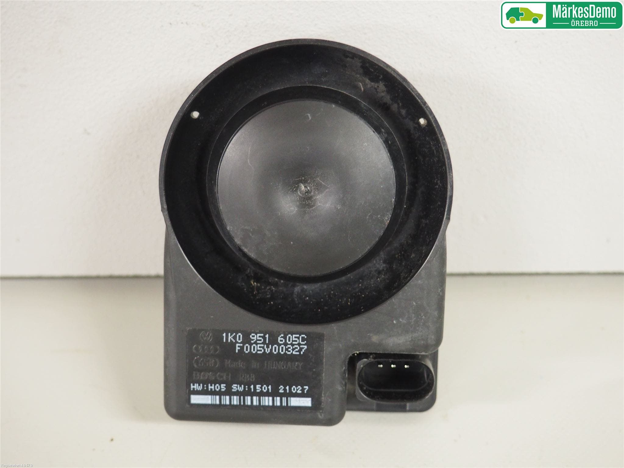 Volkswagen VW PASSAT 11-14 Signalhorn