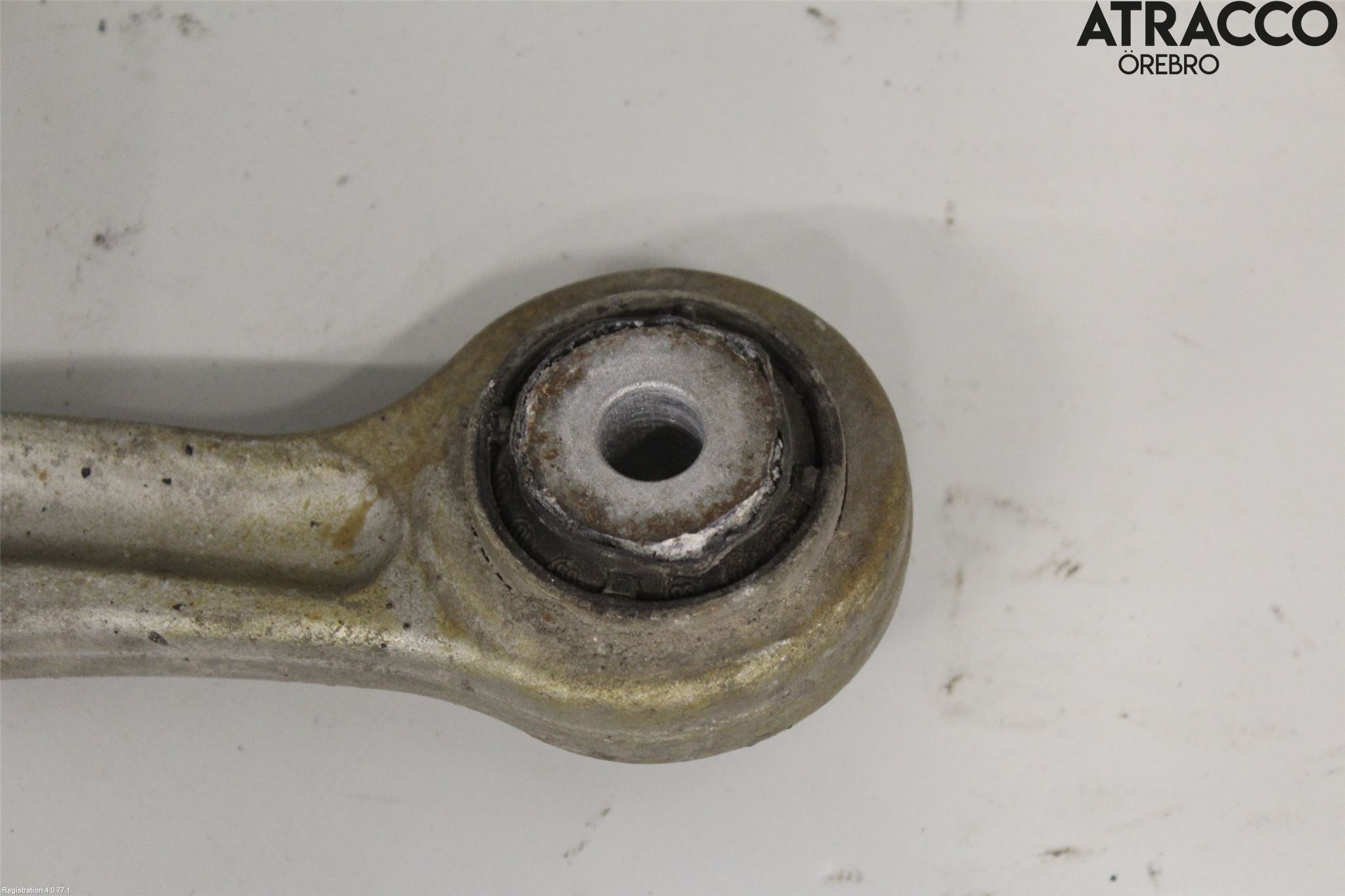 Mercedes-Benz MB C-KLASS (W204) 07-15 Bärarm Bak Övre Vänster