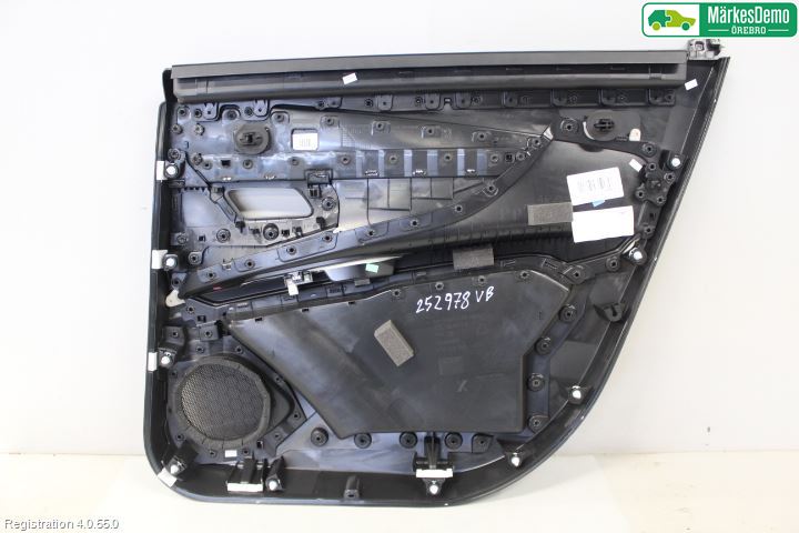 Peugeot 5008 17-24 Dörrklädsel Vä