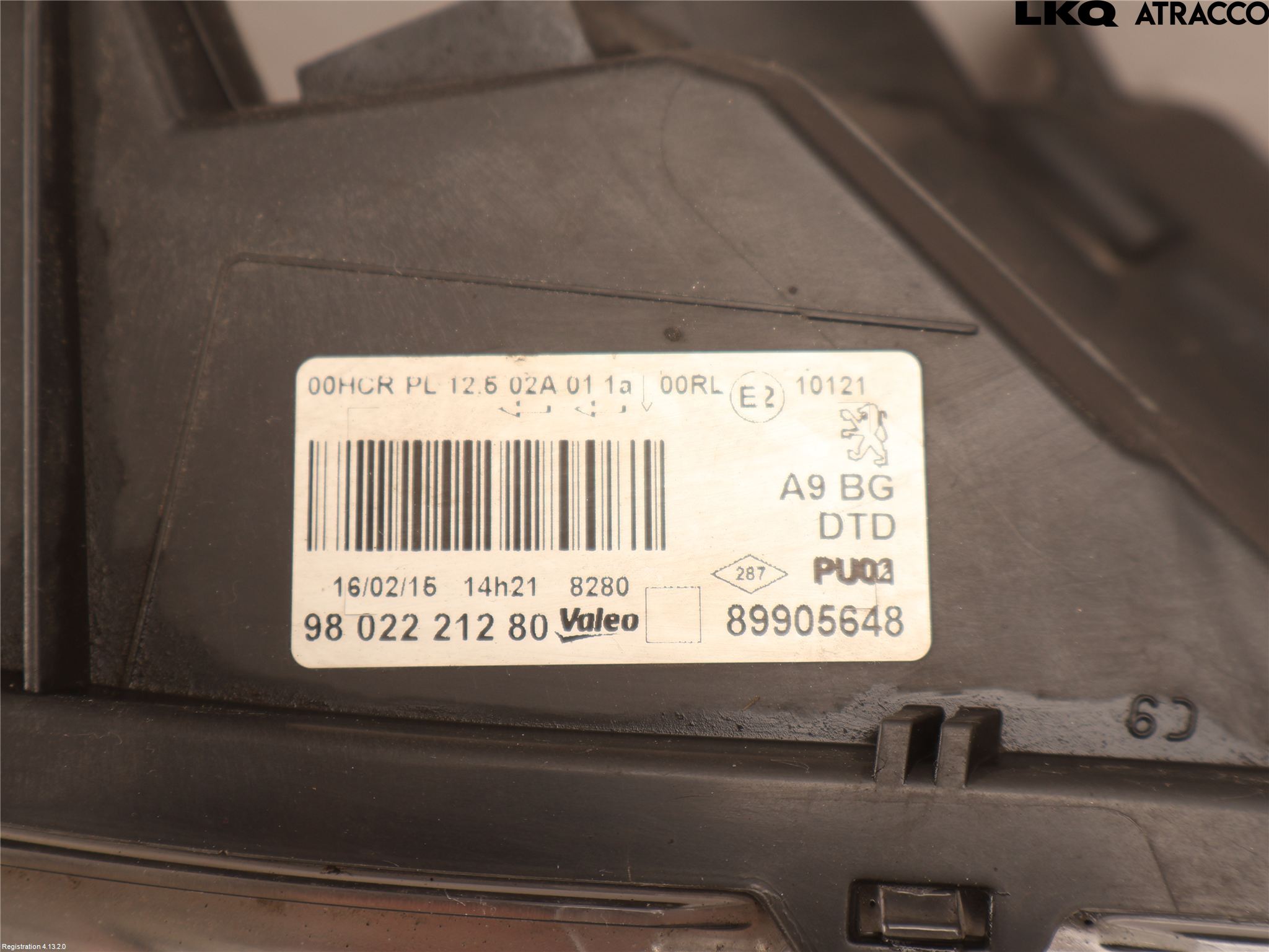 Peugeot 208 12-15 Strålkastare Höger