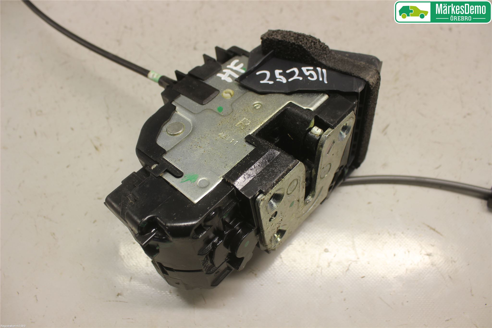 Nissan JUKE 10-14 Låskista-Dörrlås