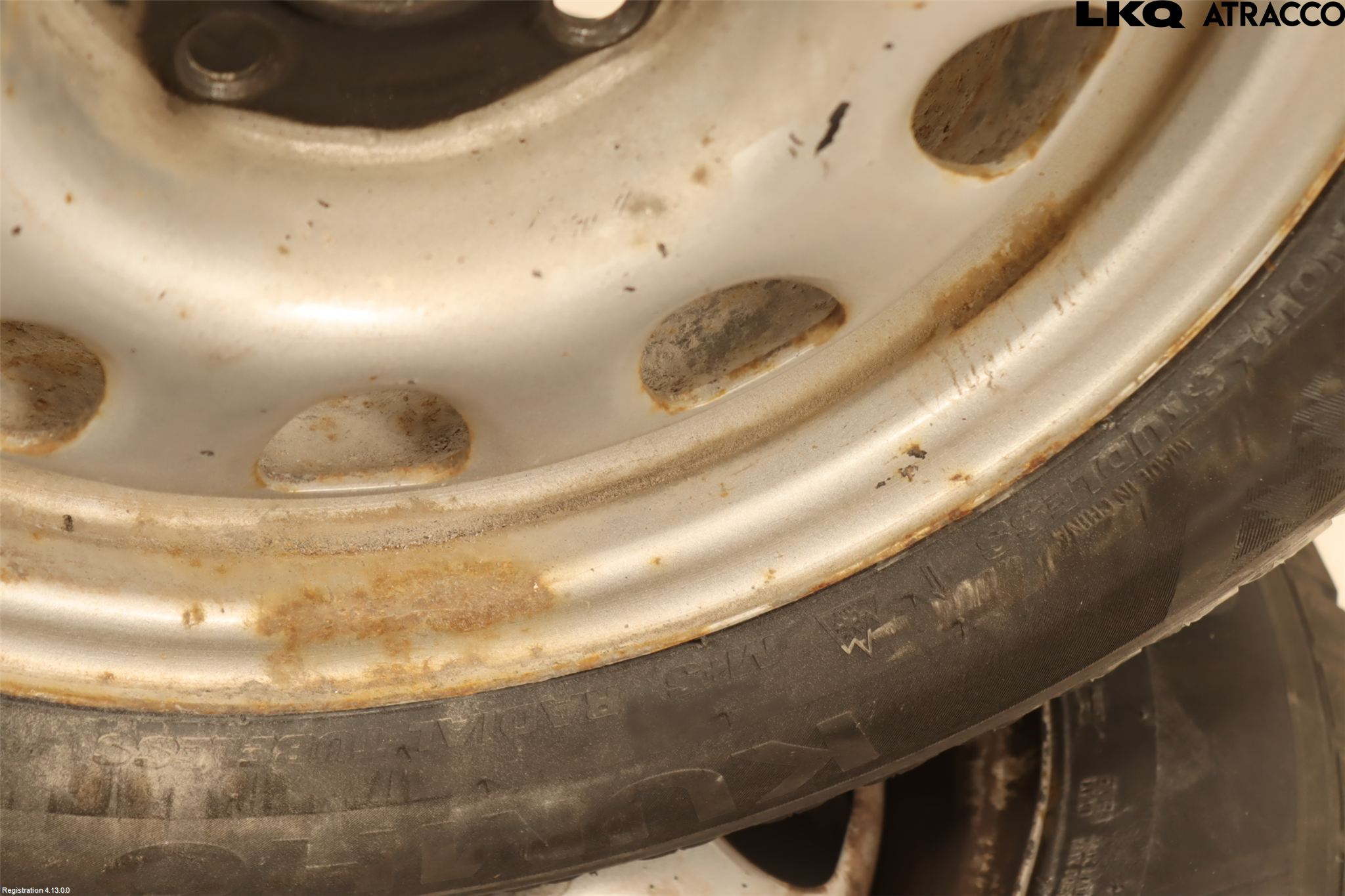 Volkswagen VW CADDY SKÅP    96-03 Vinterdäck Plåtfälg 4St