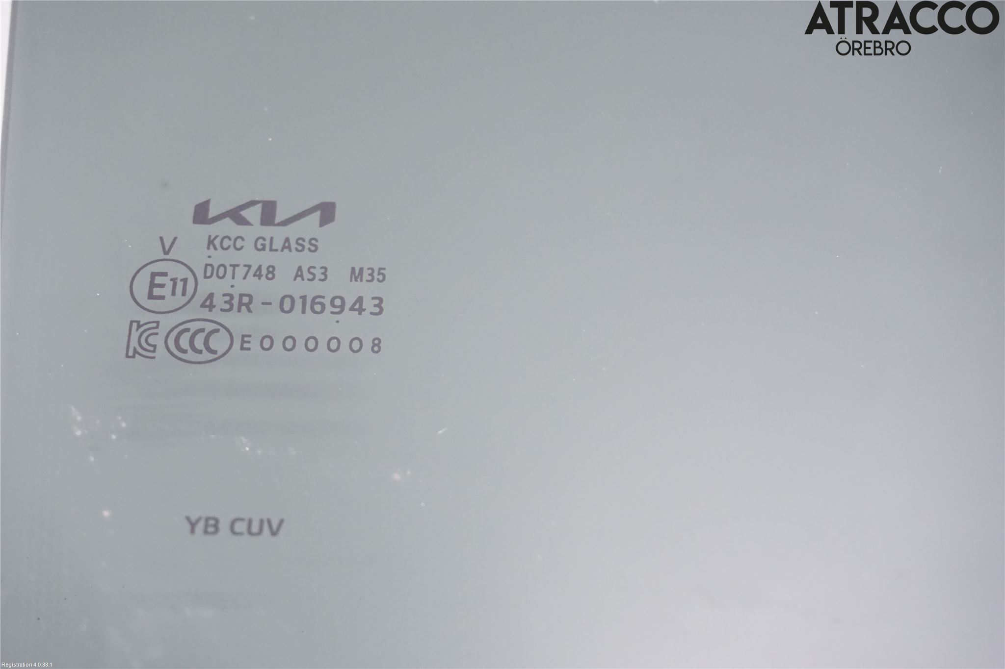 Kia STONIC 18->> Dörruta Bak Höger