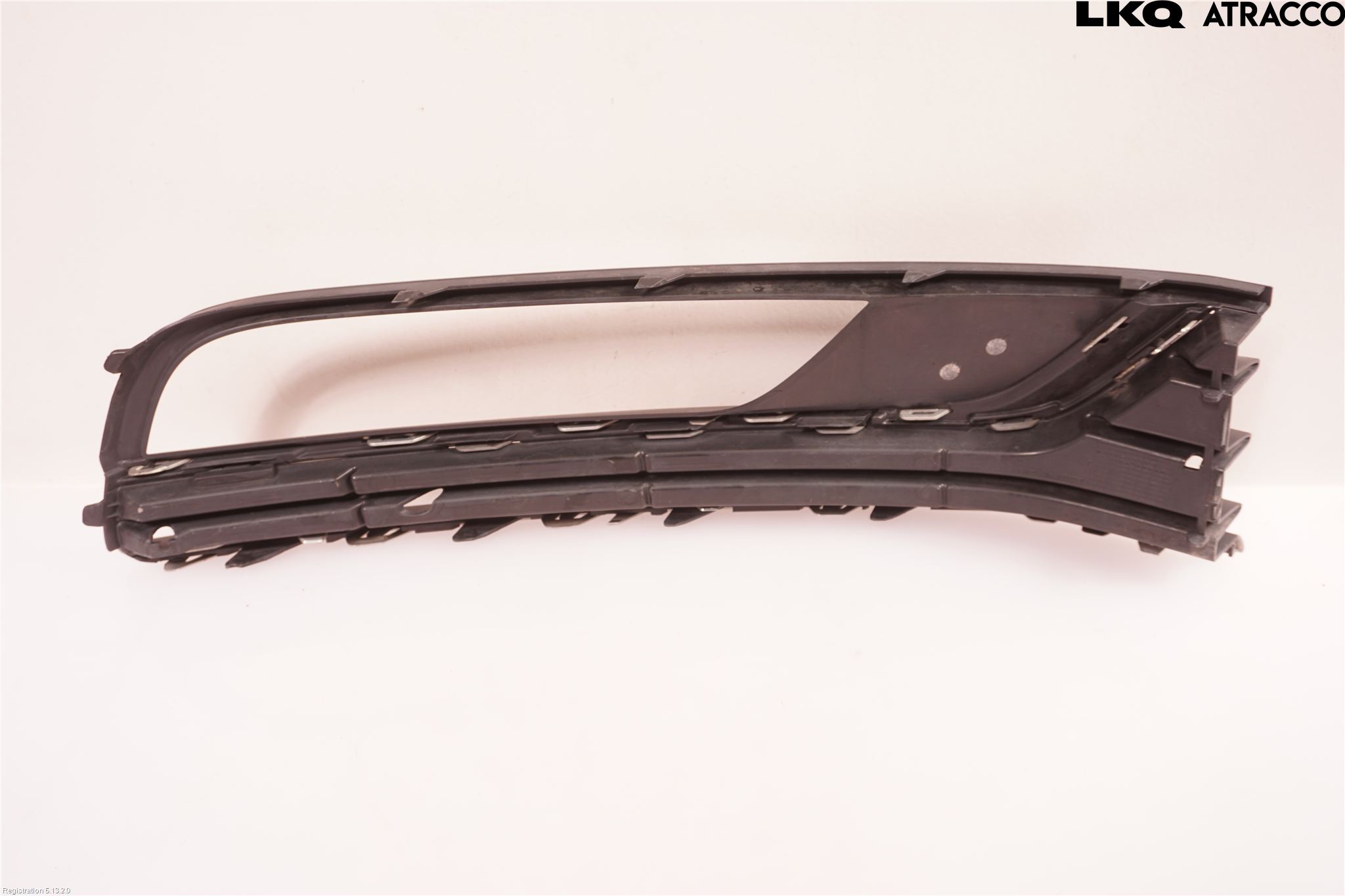 Volkswagen VW PASSAT 11-14 Dimljussarg Fram