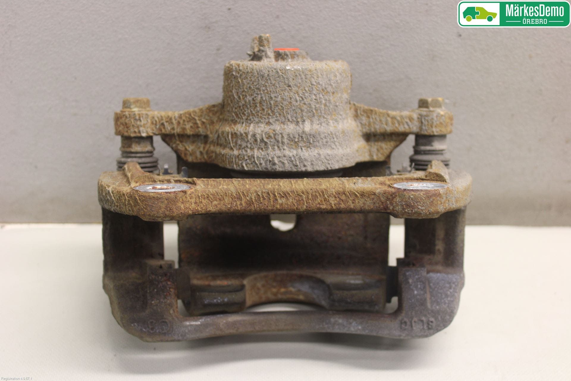 Kia CEED 12-18 Bromsok Fram Höger