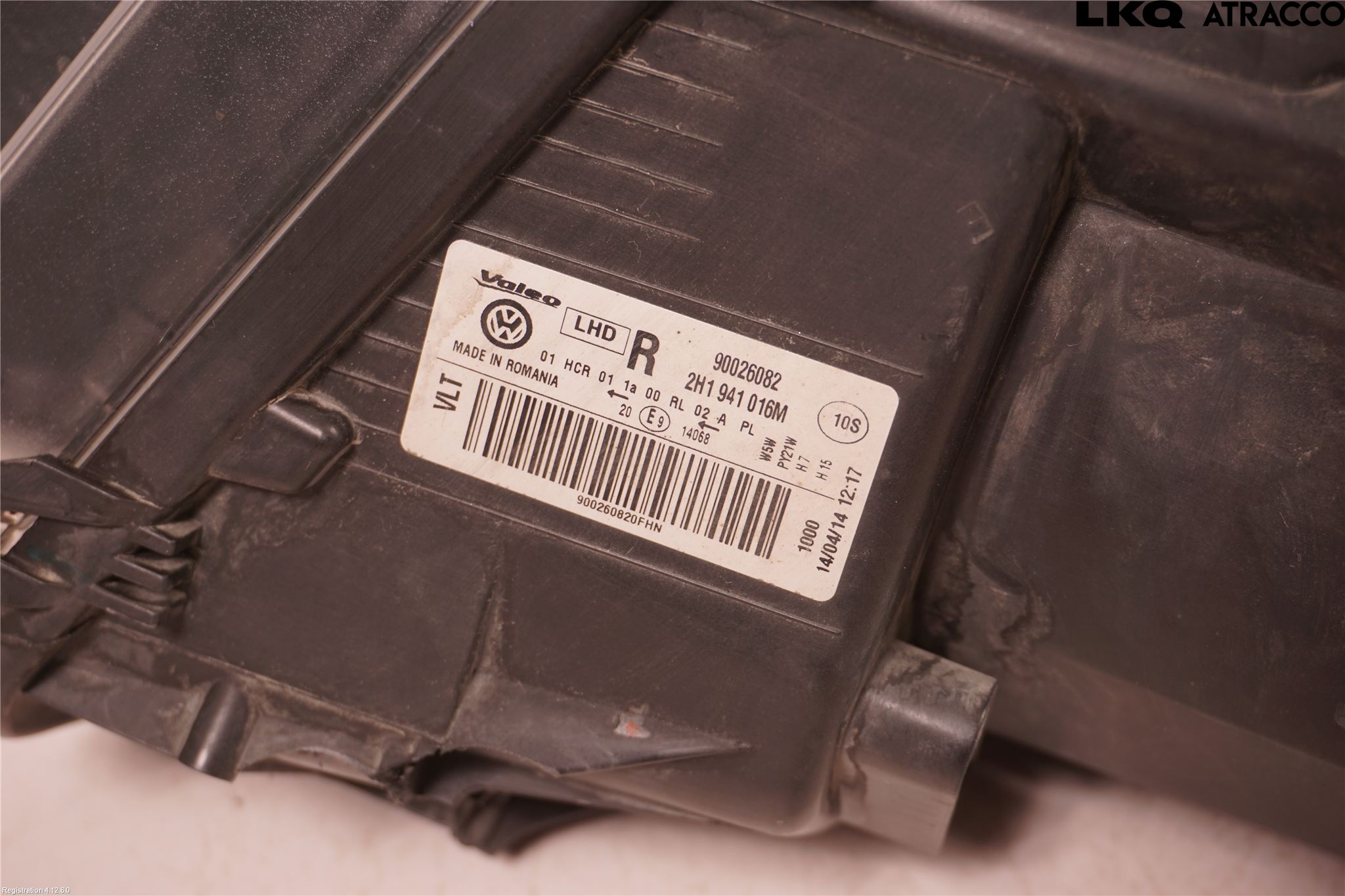 Volkswagen VW AMAROK 2H 10-22 Strålkastare Höger