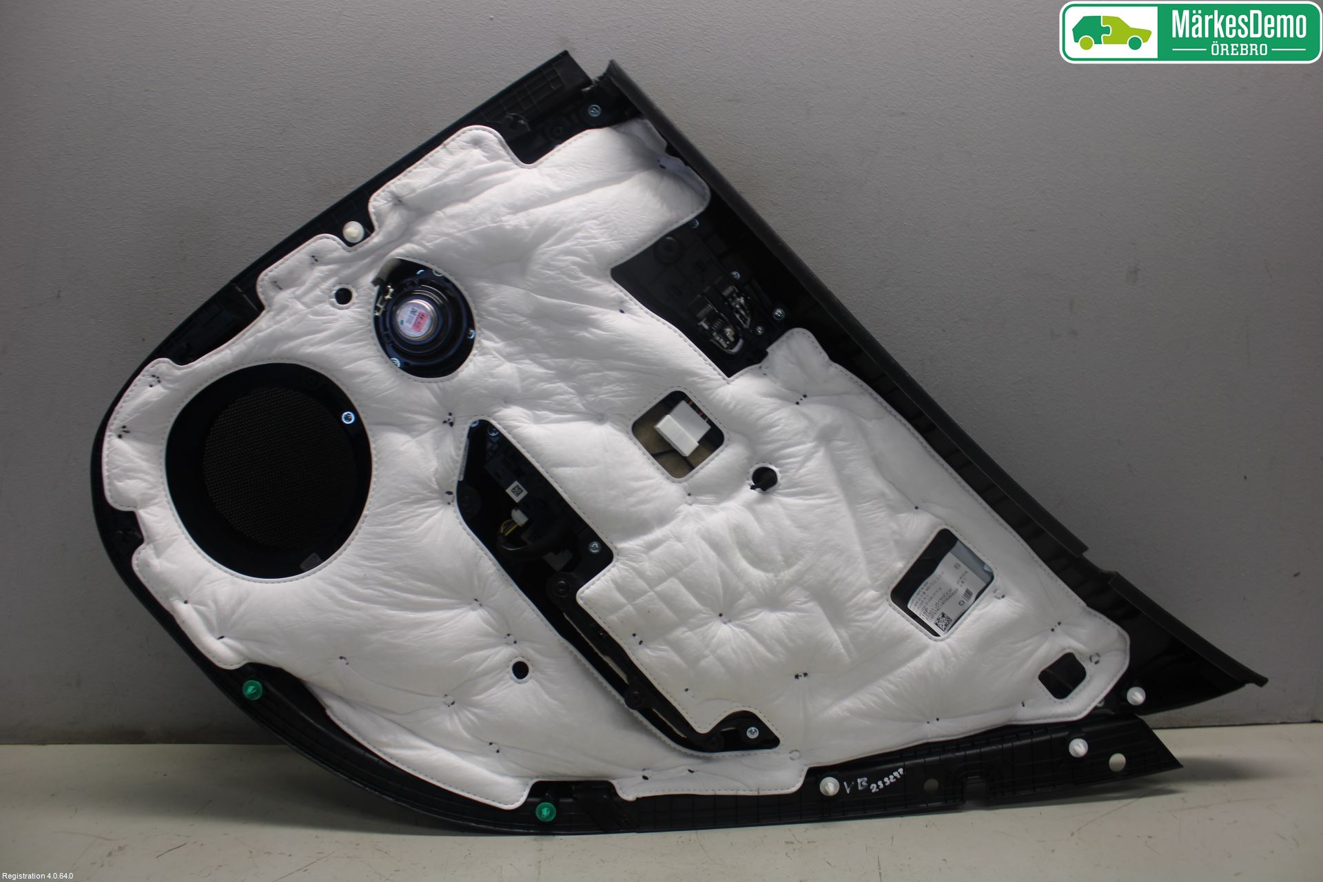 Kia STINGER 18- Dörrklädsel Vä