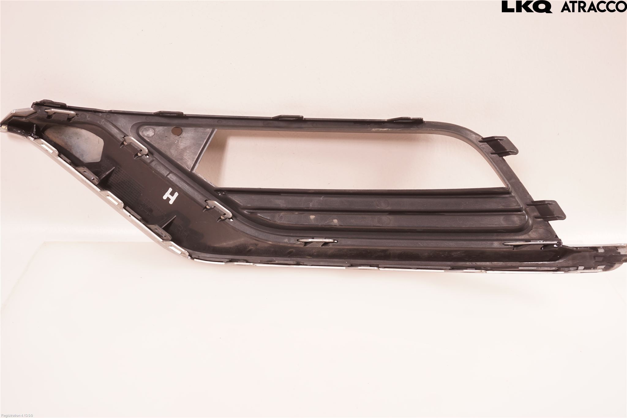 Volkswagen VW PASSAT 15-19 Dimljussarg Fram