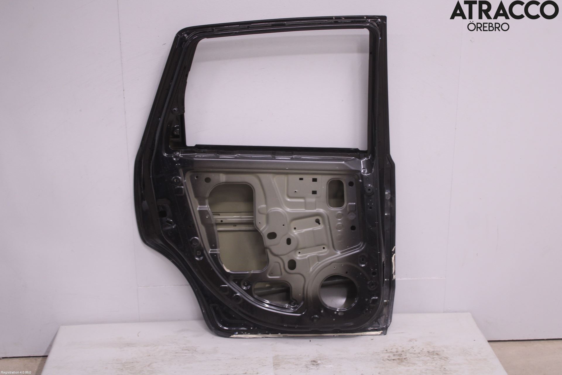 Nissan NOTE E11 06-14 Dörr Bak Vänster