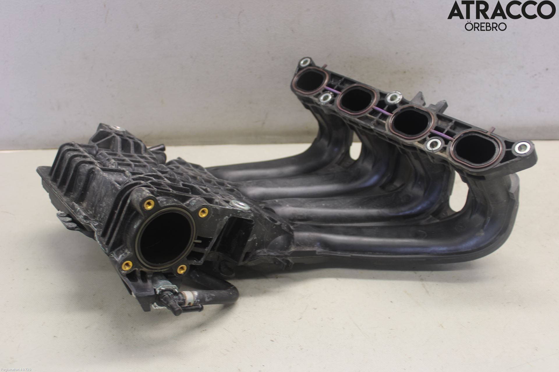 Nissan JUKE 14-19 Grenrör Insug