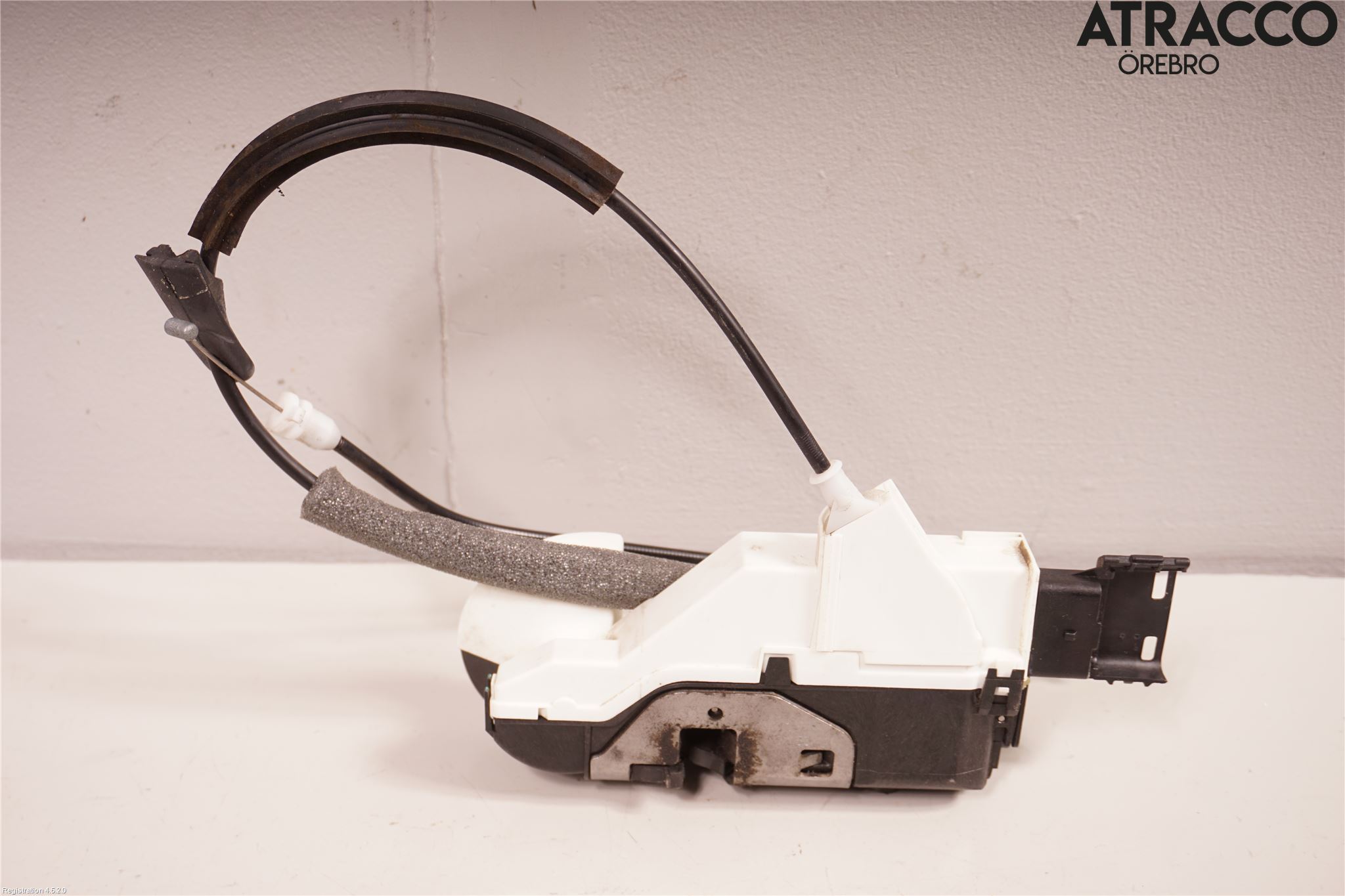 Peugeot PARTNER 08-15 Låskista-Dörrlås