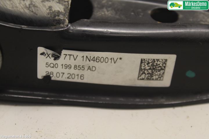 Seat LEON 13-20 Motorfäste