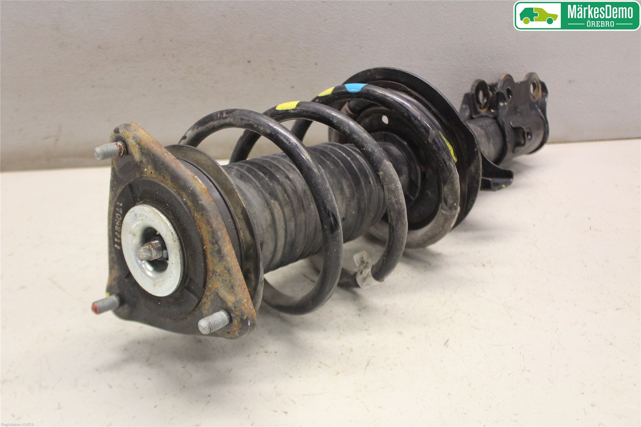 Kia CEED 12-18 Fjäderben Fram Höger