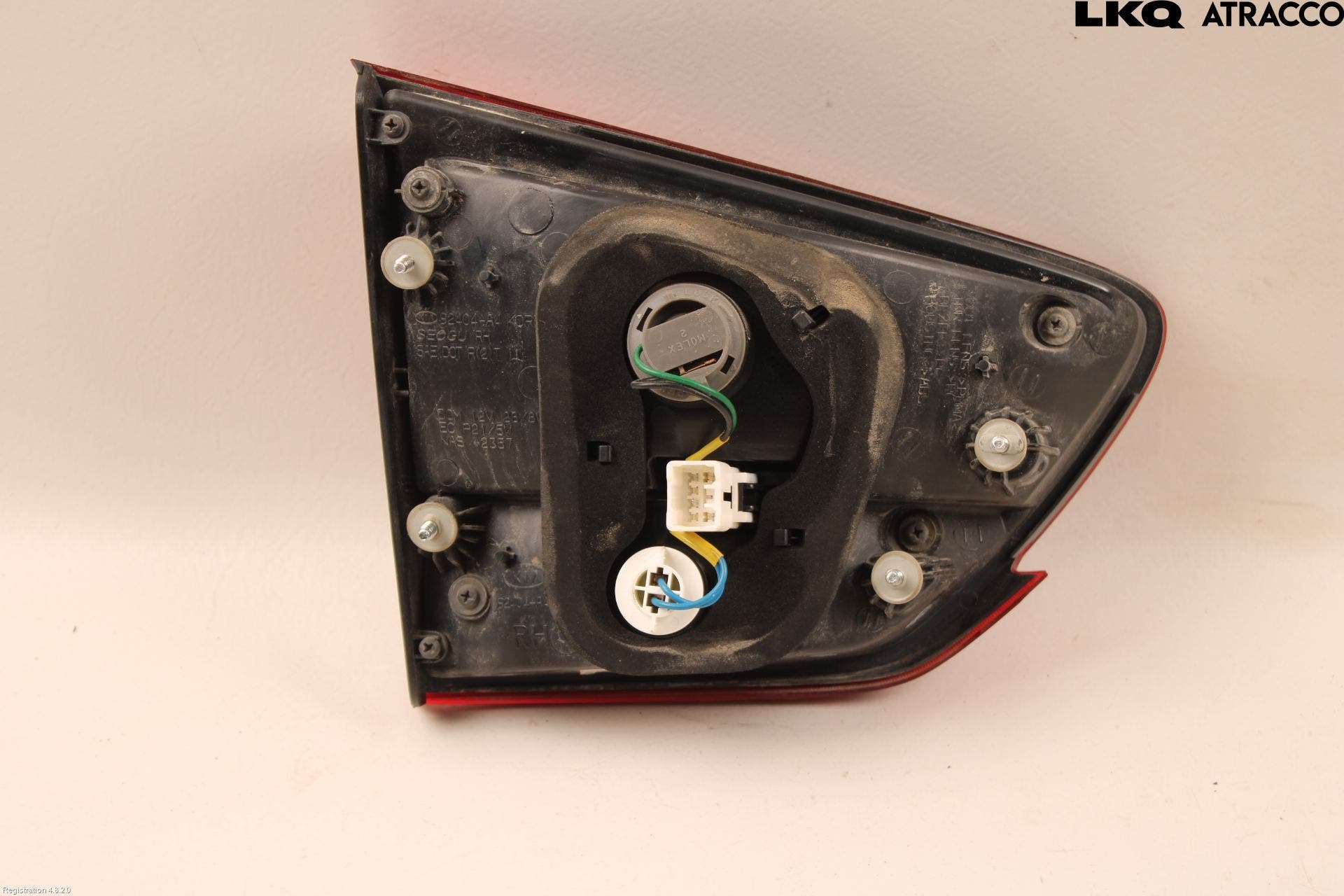 Kia CARENS III 13-19 Bakljus Lucka Hö