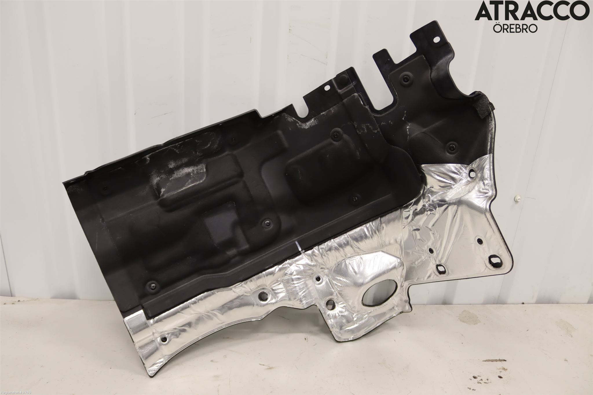 Kia STINGER 18- Motorkåpa