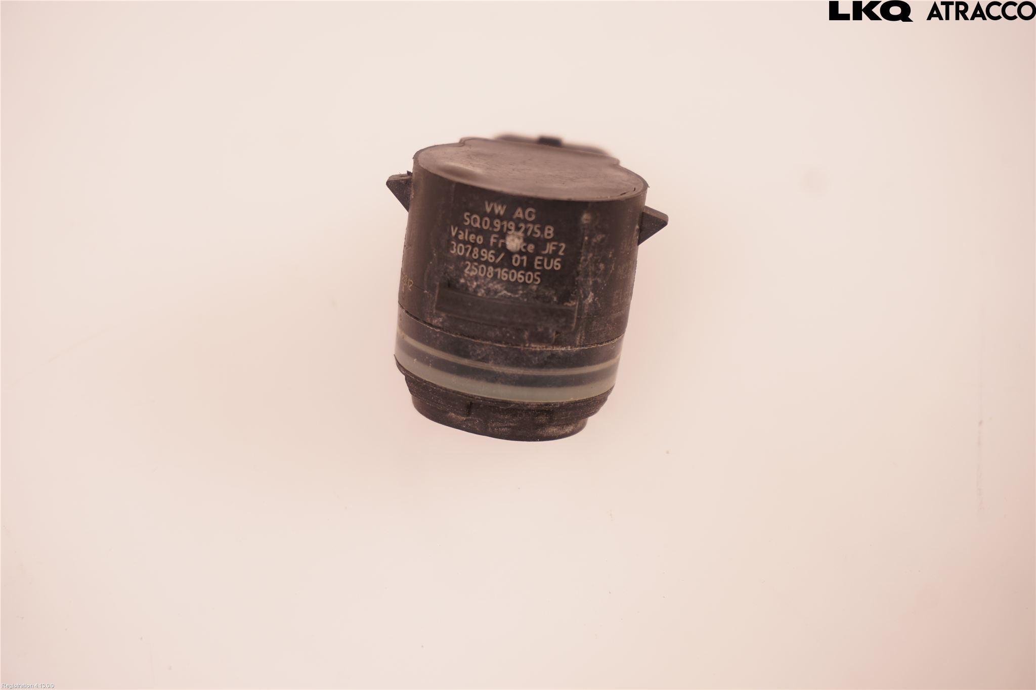 Volkswagen VW PASSAT 15-19 Parkeringshjälp Frontsensor