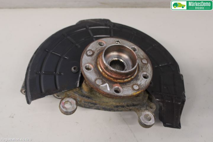 Jeep RENEGADE Styrspindel Lagerhus Vä