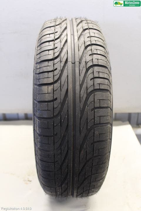 Nissan PRIMERA   97-99 Sommardäck Med Fälg