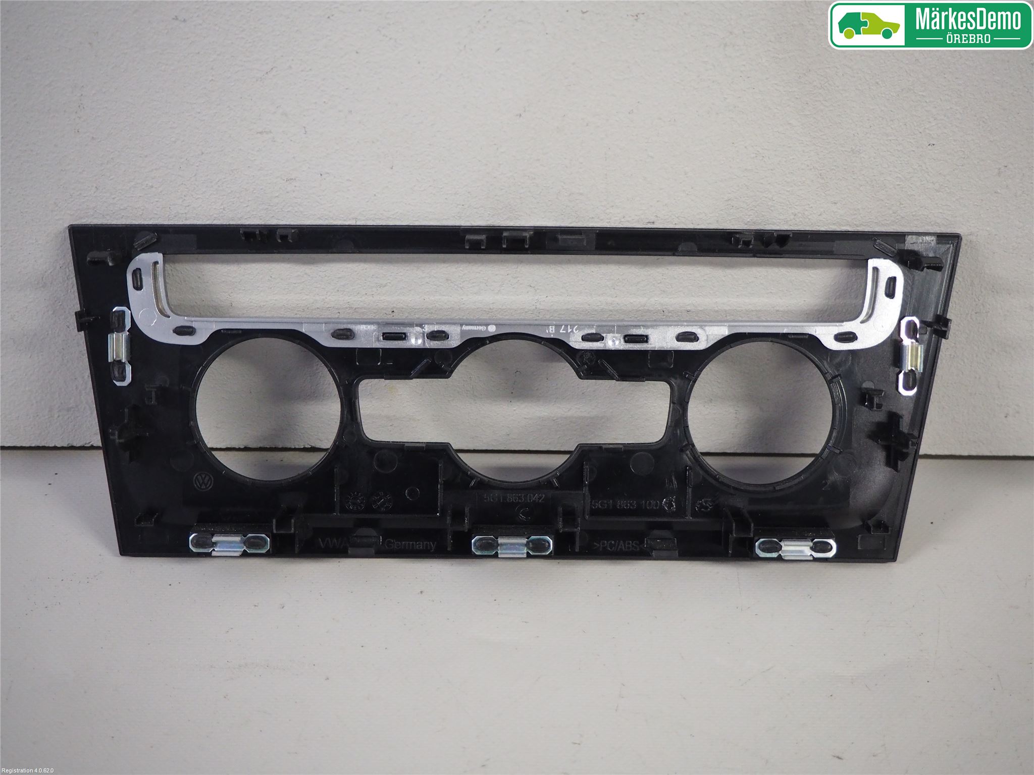 Volkswagen VW GOLF / E-GOLF VII 13-20 Instrument-Radio Sarg