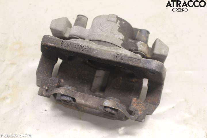 Peugeot 3008 17-24 Bromsok Fram Höger