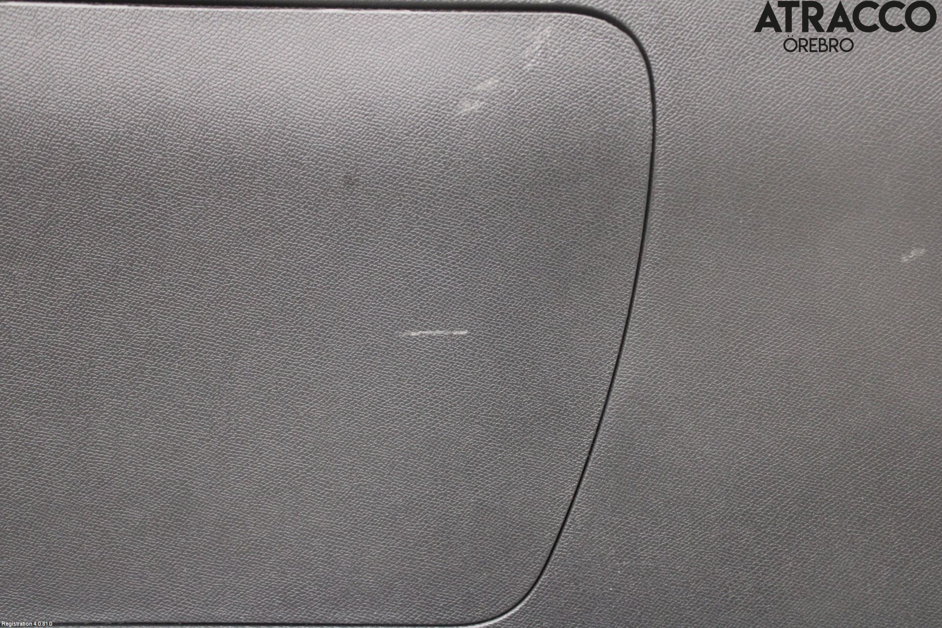 Peugeot 3008 17-24 Inredning Bakluckeklädsel