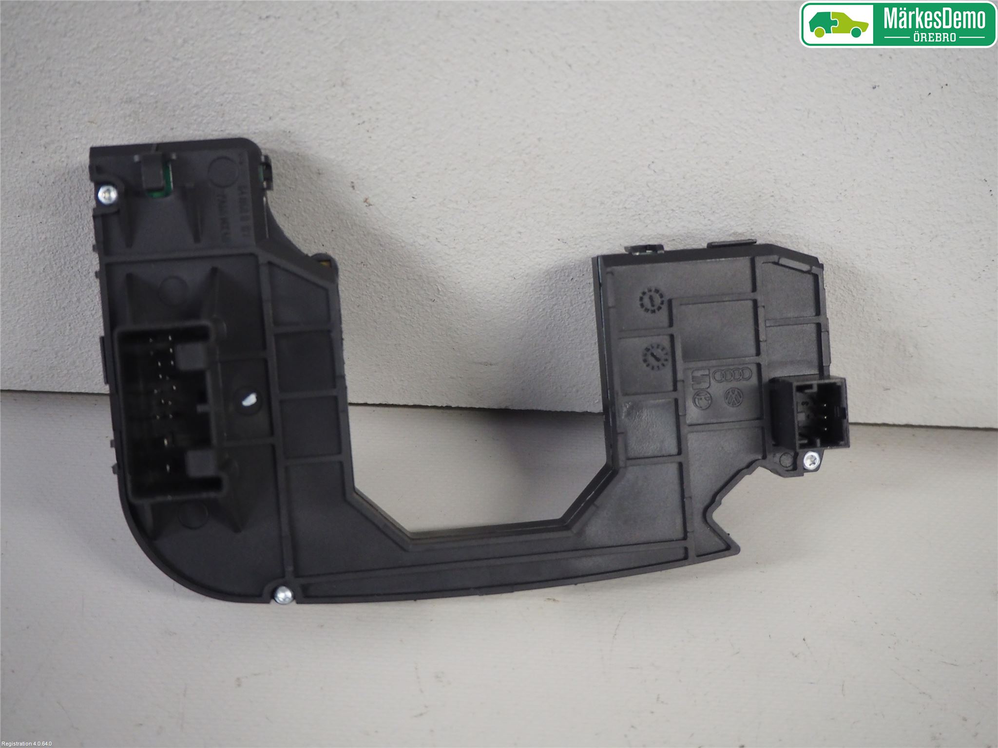 Audi A6/S6     05-11 Spak Konsoll-Fäste