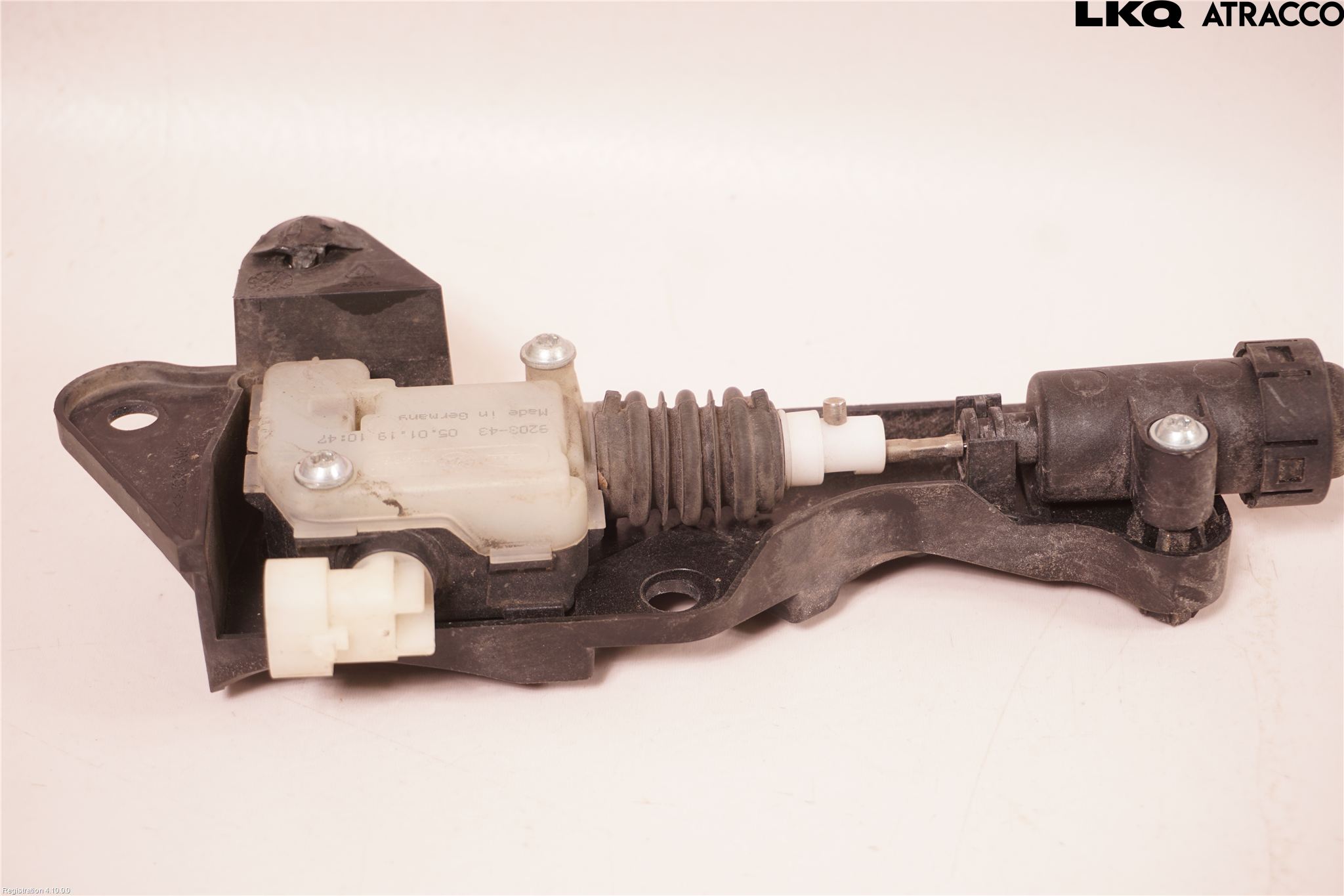 Tesla MODEL 3 17- Huvlås