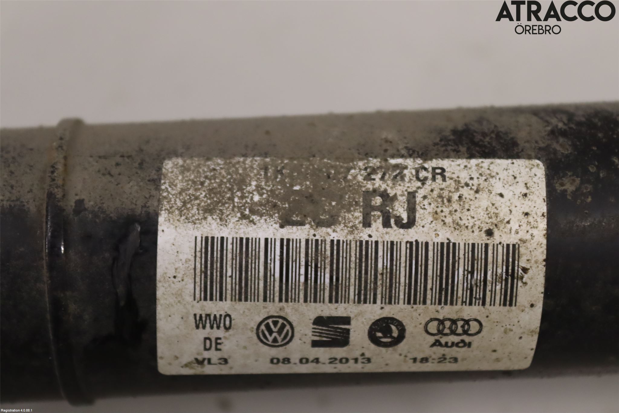 Volkswagen VW PASSAT 11-14 Drivaxel Fram Höger